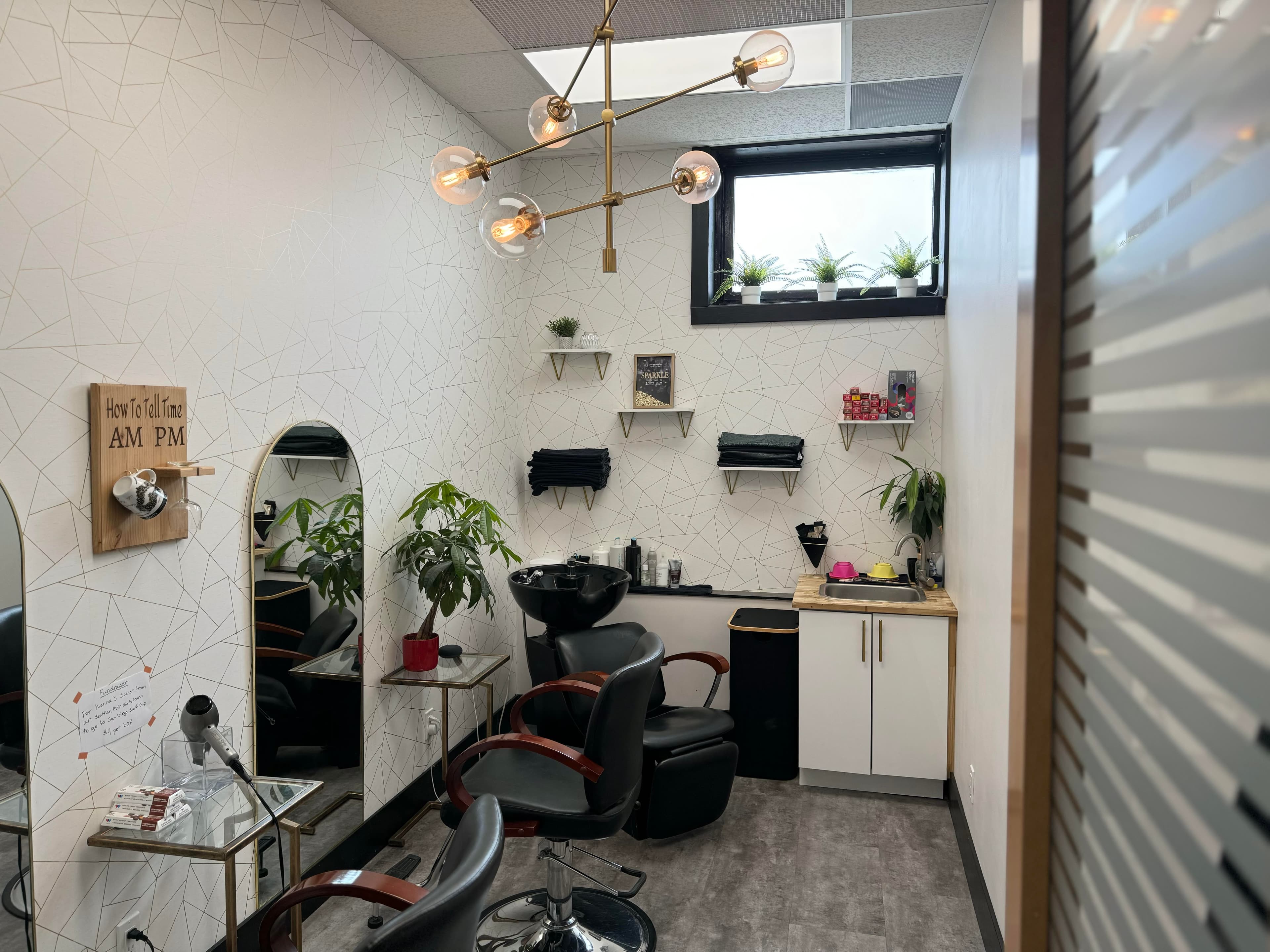 Studio 28 hair Salon